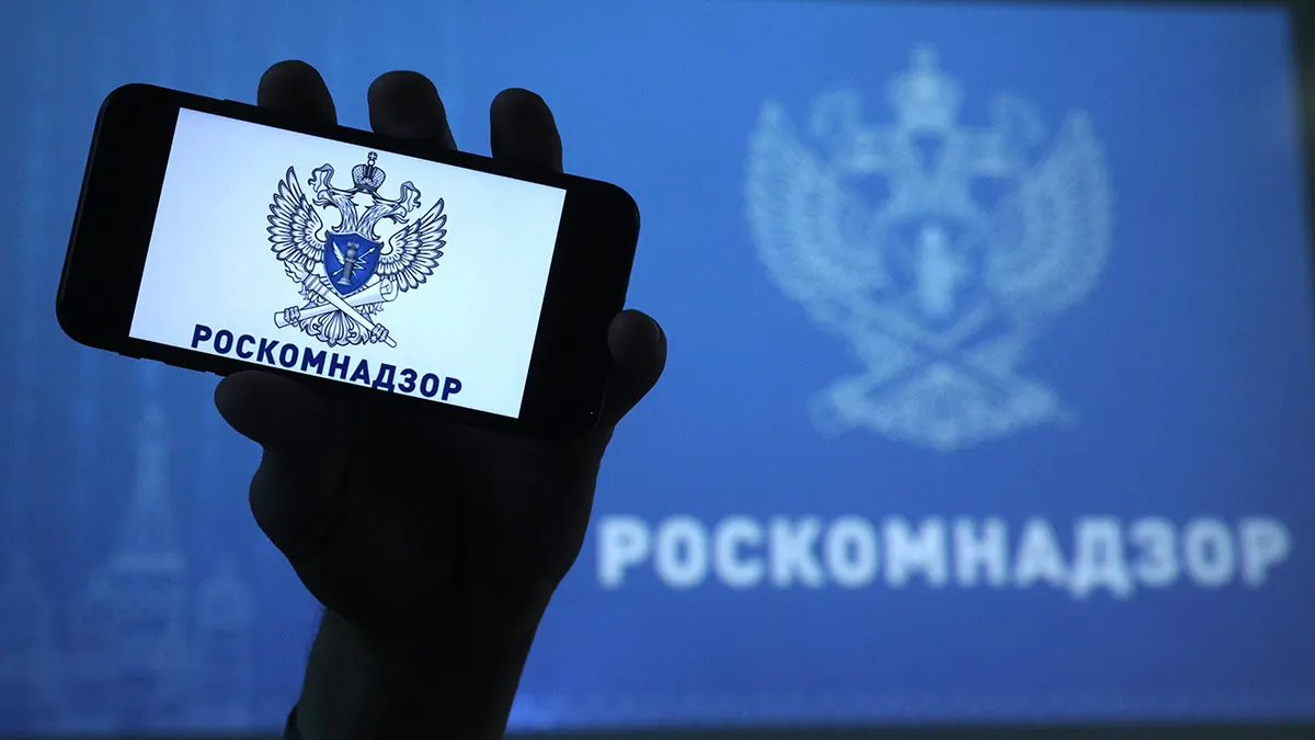 Регулятор заявил, что на сайте независимого издания были материалы с «пропагандой нетрадиционных сексуальных отношений». Редакция считает решение надуманным и обещает продолжать работу внутри страны.