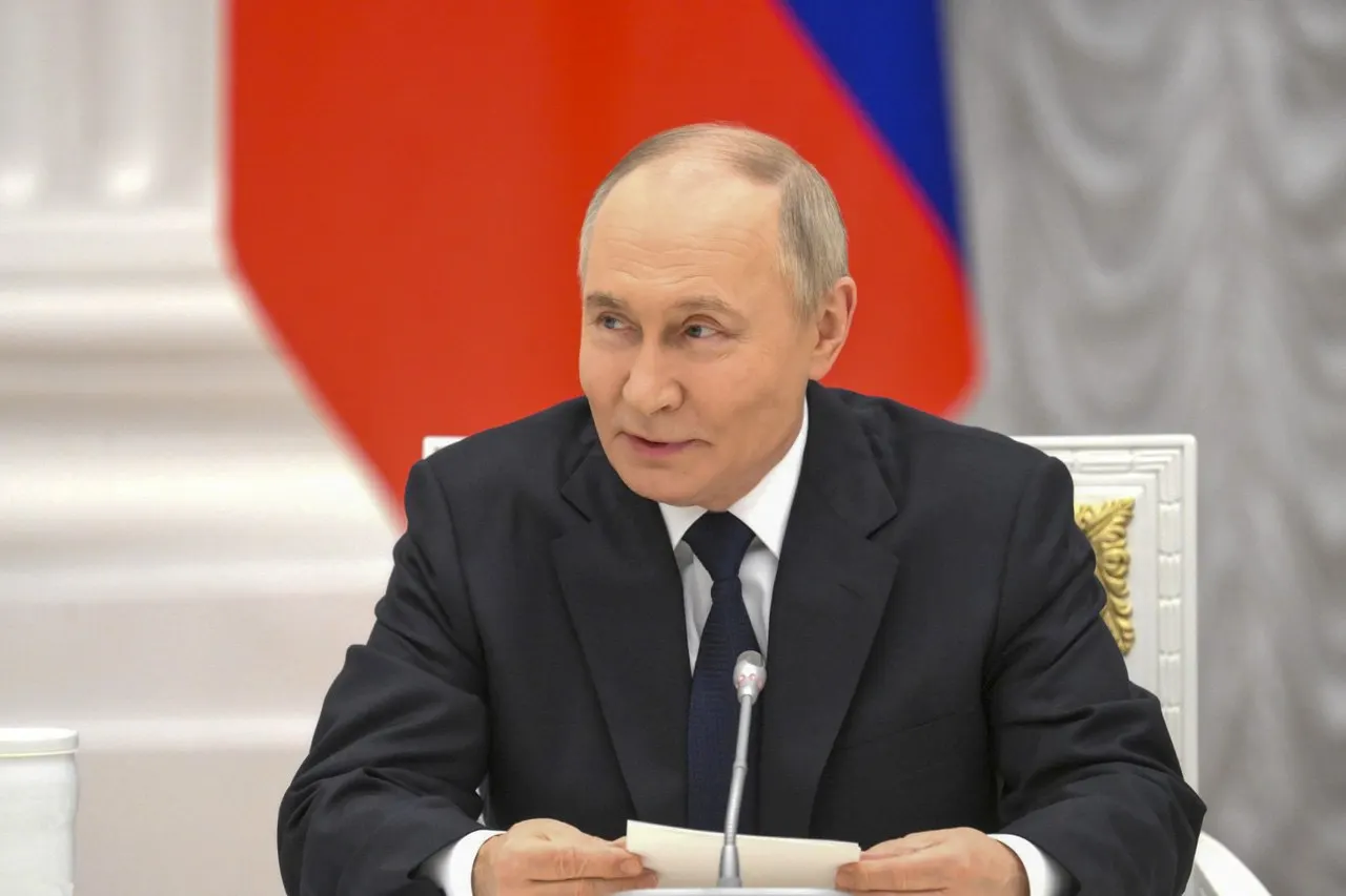 Президент заявил, что РФ располагает возможностями для уничтожения тех, кто попытается атаковать базы в Калининградской области, ответив на слова министра иностранных дел Литвы о якобы способностях стран Прибалтики.