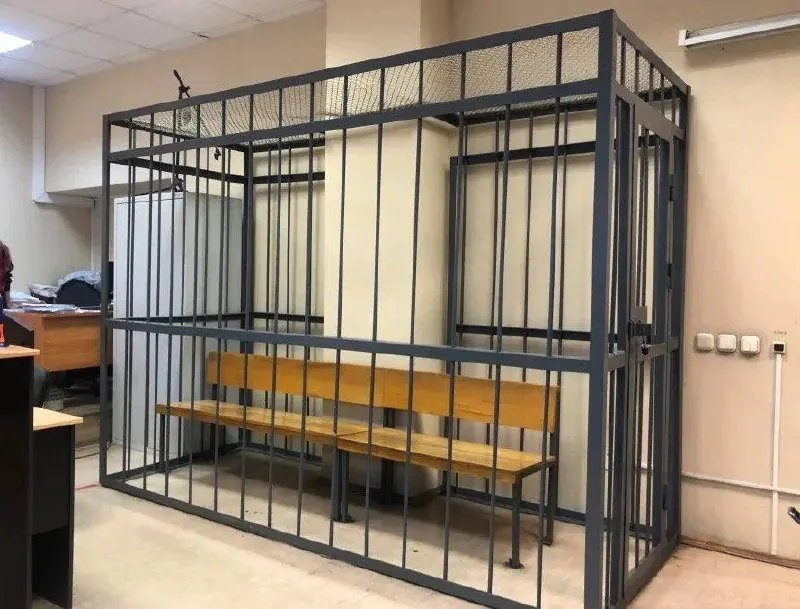 Суд вынес приговор организатору похищений, разбоя и вымогательства, связанных с операциями с криптовалютой. Ему назначено наказание в виде десяти лет колонии строгого режима и штраф в 140 тысяч рублей.