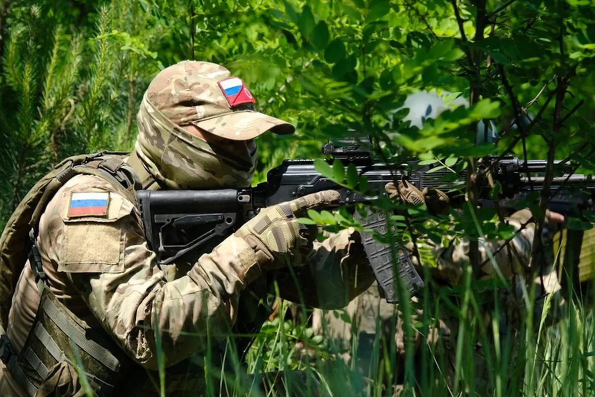 Аналитики Института по изучению войны считают, что территориальные амбиции России расходятся с ситуацией на поле боя: замедление продвижения, укрепления и украинские контратаки делают захват оставшейся части Донбасса сомнительным.