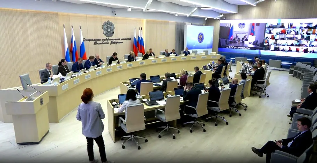 На заседании Центральной избирательной комиссии были переданы полномочия депутата, рекомендованы новые главы региональных избиркомов и приняты изменения в порядке подготовки и информирования избирателей на выборах в Госдуму.