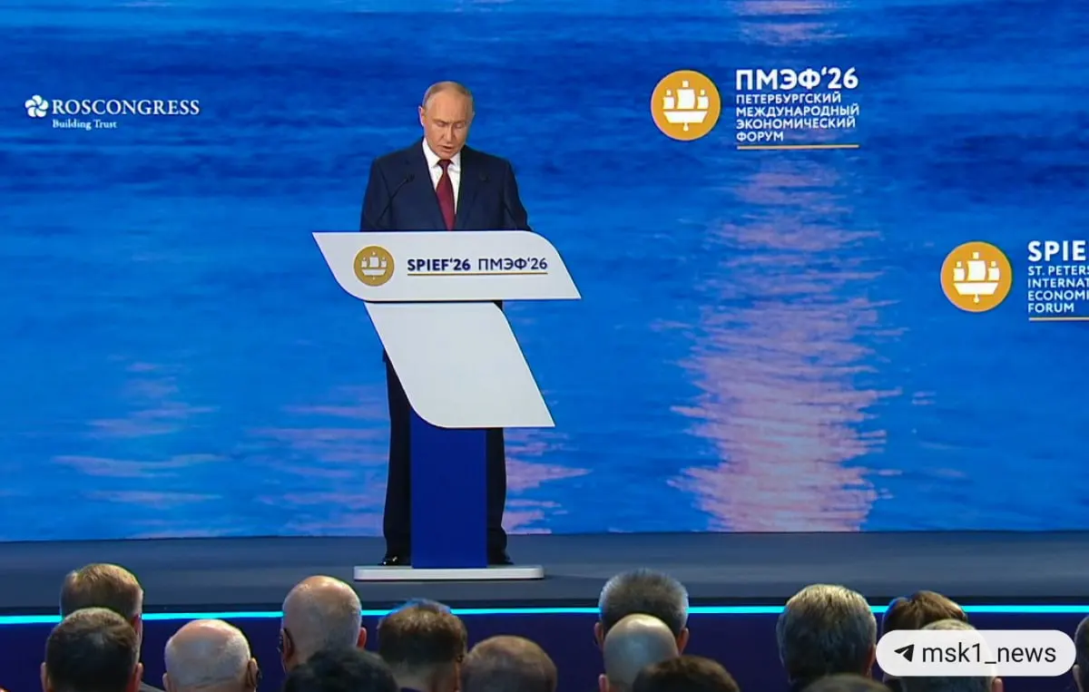 Президент заявил, что искусственный интеллект, автономные системы и платформенные решения — ключевые технологии будущего; Россия также занимает ведущие позиции в атомной энергетике.