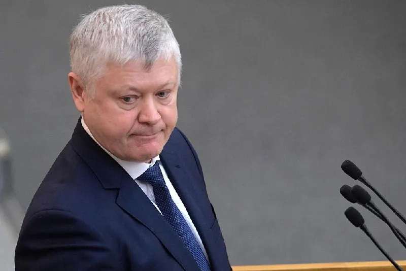 Председатель комитета Госдумы по безопасности сообщил, что из России вывели более 360 иностранных организаций, а также отметил принятие 46 законов о «защите суверенитета».