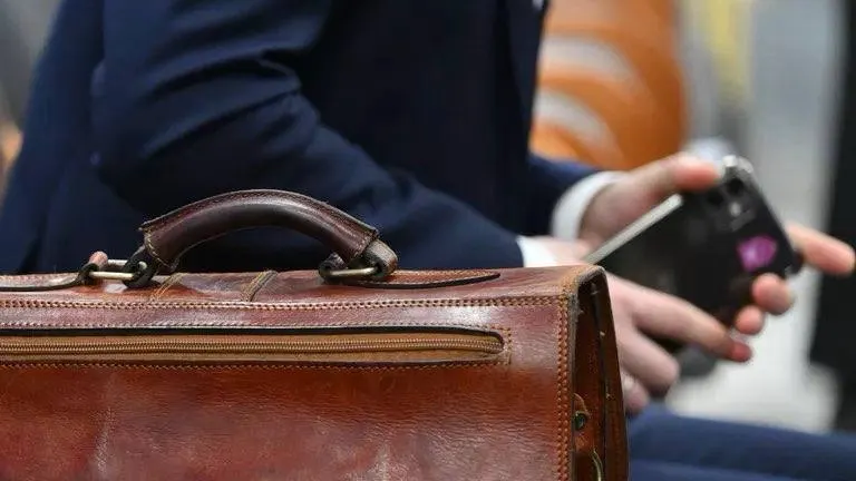 В Краснодарском крае сформируют рабочую группу для оперативной помощи предпринимателям, пострадавшим от атак беспилотников на складской комплекс, в рамках нацпроекта «Эффективная и конкурентная экономика».