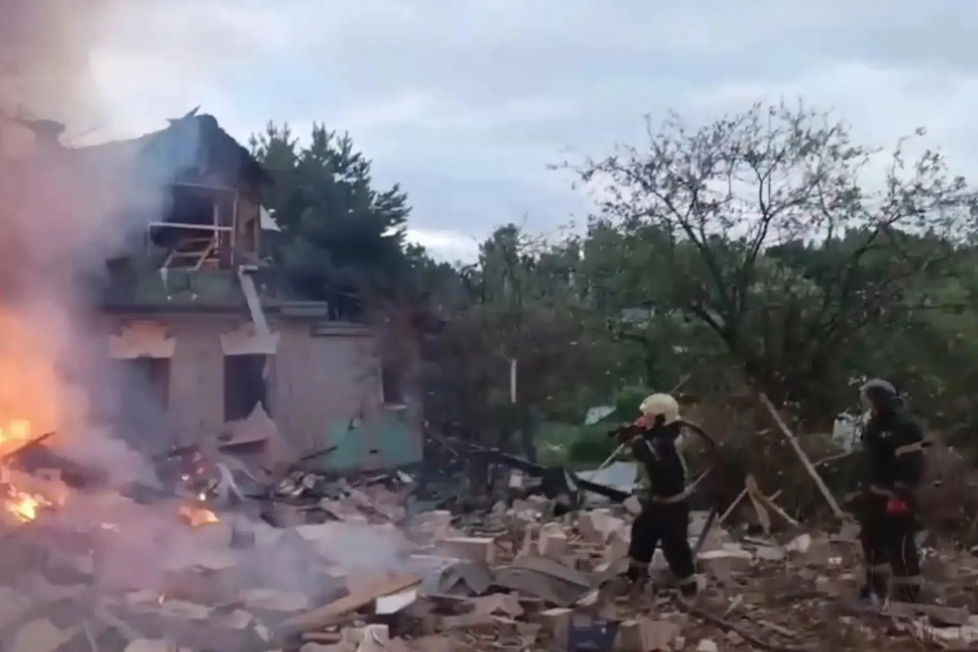 В среднем 61–62 человека в день становятся жертвами и пострадавшими — за неделю отмечен резкий рост числа ударов и пострадавших.