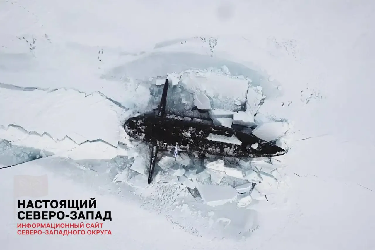 Правительство исключило показатель доли современной военной техники в Арктической зоне из Федерального плана статистических работ. На этом фоне в регионе активно растёт военная инфраструктура.