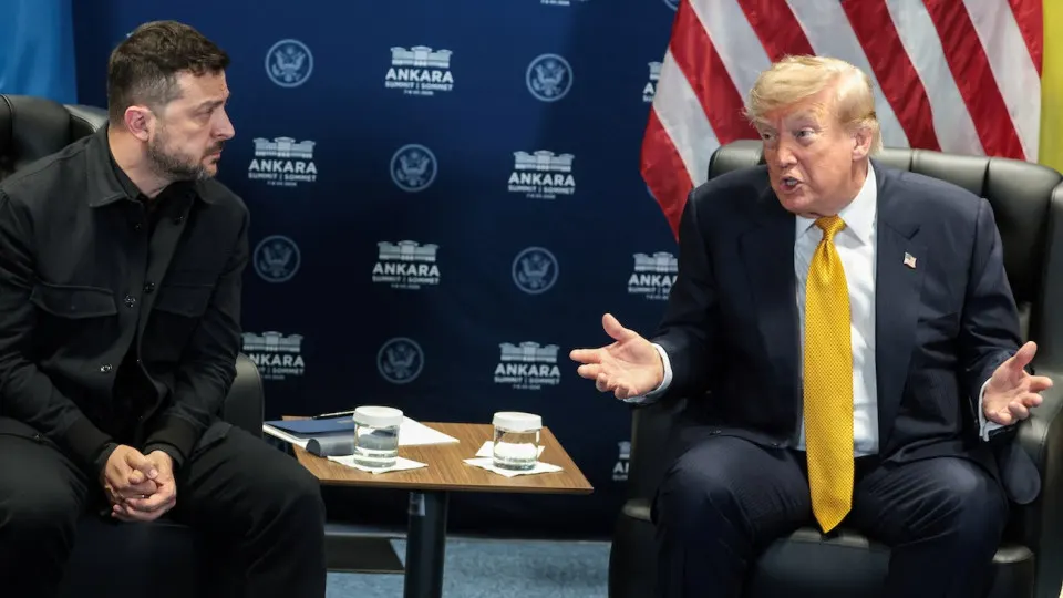 На саммите НАТО в Анкаре Дональд Трамп отметил, что поддерживает удары ВСУ по крупным нефтяным, оборонным предприятиям и трубопроводам в глубине российской территории и назвал это эскалацией, которая может помочь завершить конфликт. Эксперты фиксируют резкий рост дальних атак.