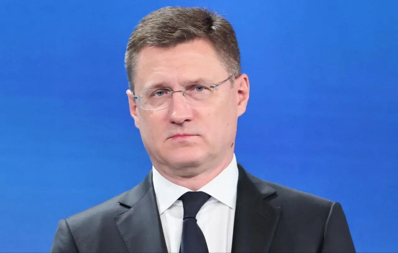 Вице-премьер поручил Минэнерго и ФАС усилить контроль за ценами на независимые АЗС; Кабмин рассматривает меры.