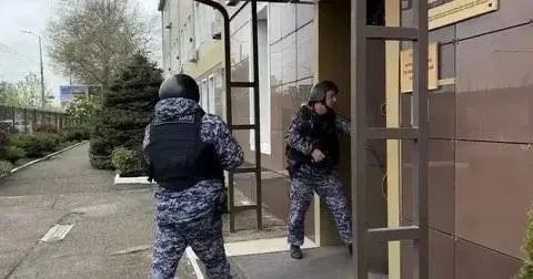 Оперативный штаб Краснодарского края организует учения с участием силовых ведомств; будут отрабатываться действия по пресечению террористических угроз и применяться светошумовые устройства.