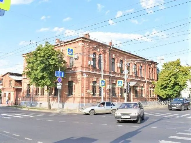 Государственная охрана закреплена за девятью памятниками архитектуры в центре Краснодара, большинство из которых относятся к концу XIX — начала XX века.