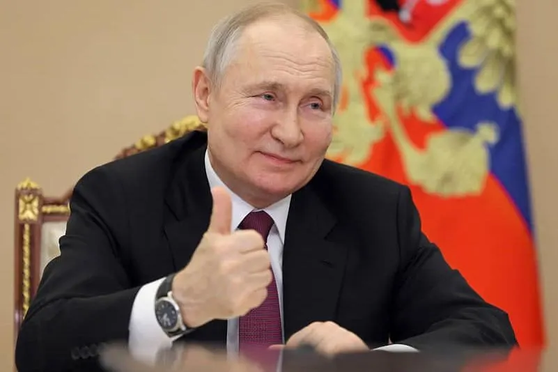 Правительство одобрило индексы роста платы за коммунальные услуги на 2026 год в шести регионах, включая Кемеровскую область, Марий Эл и Краснодарский край. Также обсуждаются новые налоговые меры и рост дефицита бюджета, связанный с военными расходами.