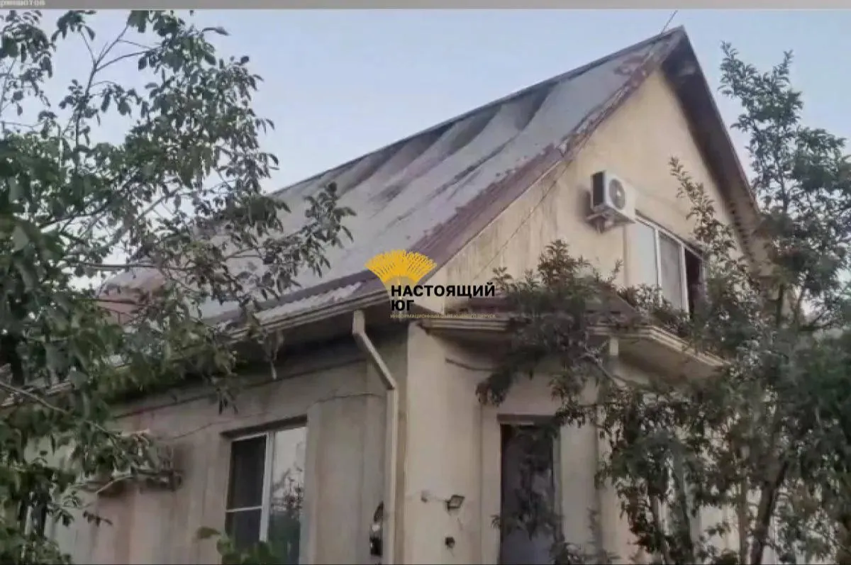 Прокуратура выявила нарушения в нелегальном пансионе «Подростковый мир», что привело к запрету на работу и затягиванию судебного процесса после гибели четверых подростков.