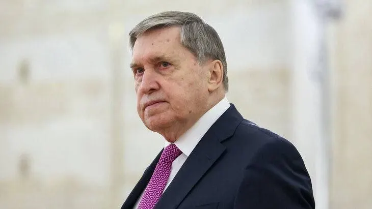 По словам Юрия Ушакова, подготовка встречи в Санкт-Петербурге обсуждается; на повестке — урегулирование вокруг Украины, присутствие Кирилла Дмитриева; Москва заявила об отсутствии контактов с Зеленским по урегуливанию.