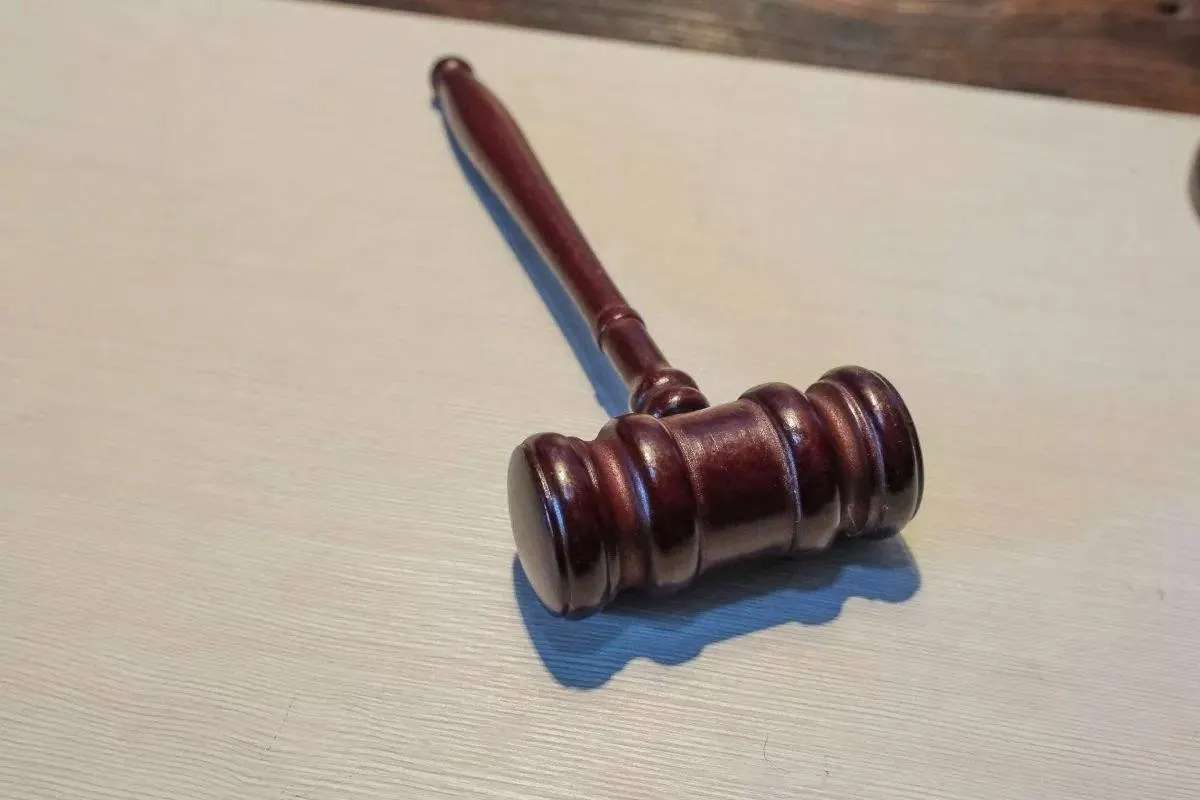 Генпрокуратура подала иск об обращении в доход государства имущества бывшего судьи и связанных лиц.