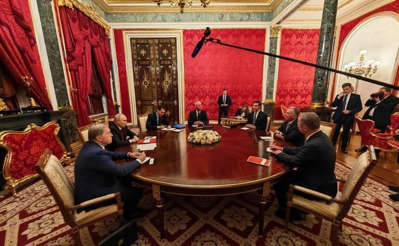 Кремль объявляет о начале нового раунда переговоров; состав делегации будет утверждён президентом.